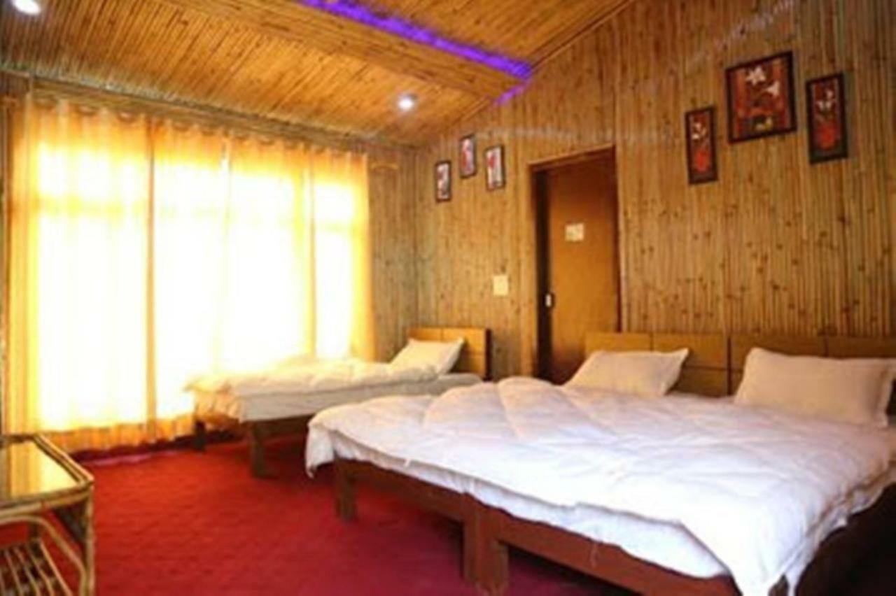 Raas Hotel 穆索里 外观 照片